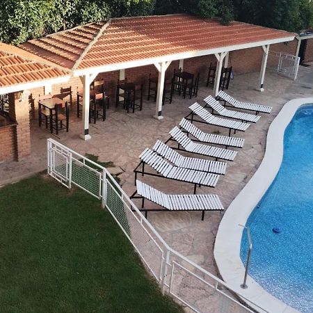 Hotel Valle Del Sol Мерло Экстерьер фото