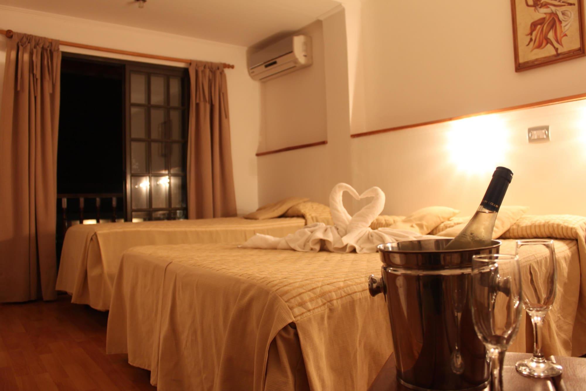 Hotel Valle Del Sol Мерло Экстерьер фото