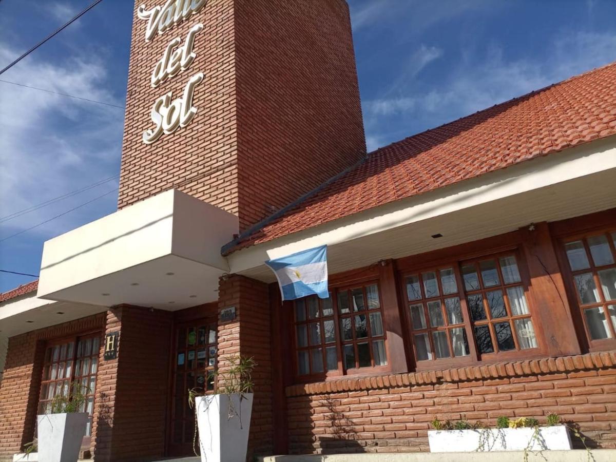 Hotel Valle Del Sol Мерло Экстерьер фото