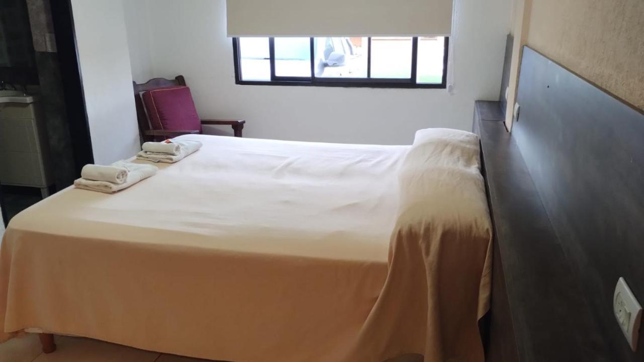 Hotel Valle Del Sol Мерло Экстерьер фото