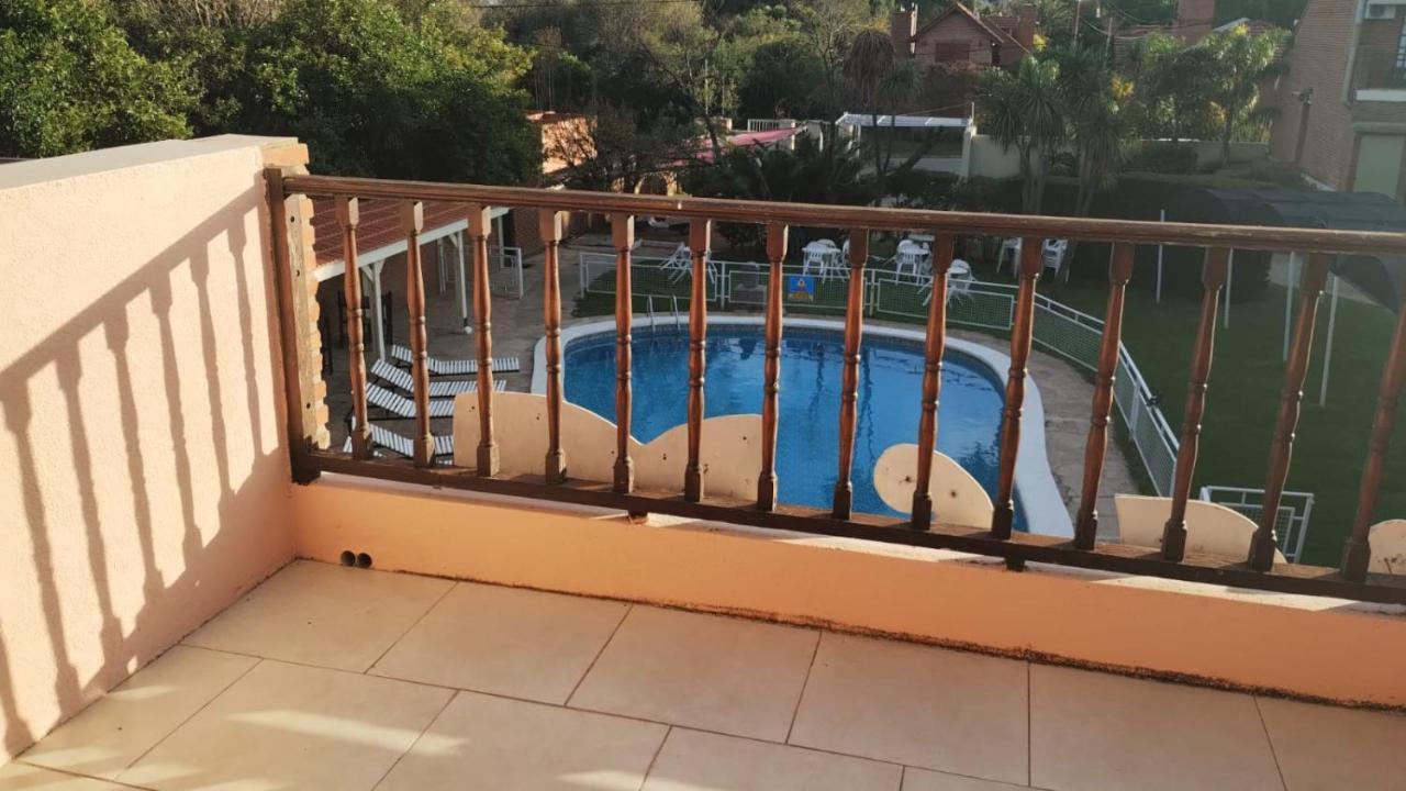 Hotel Valle Del Sol Мерло Экстерьер фото